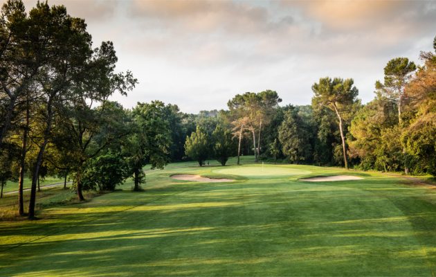 OPEN GOLF CLUB becomes Resonance Golf Collection